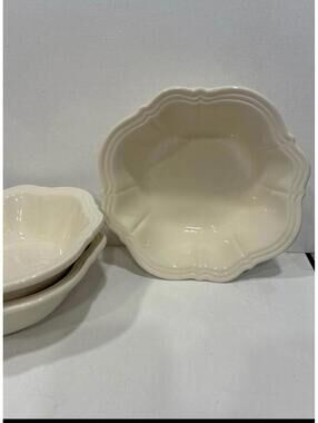 Gorham Magnolia Place Scalloped Bowls - Set of 3